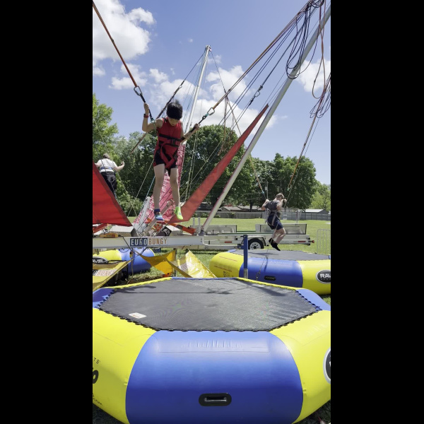 4 Person Bungee Trampoline